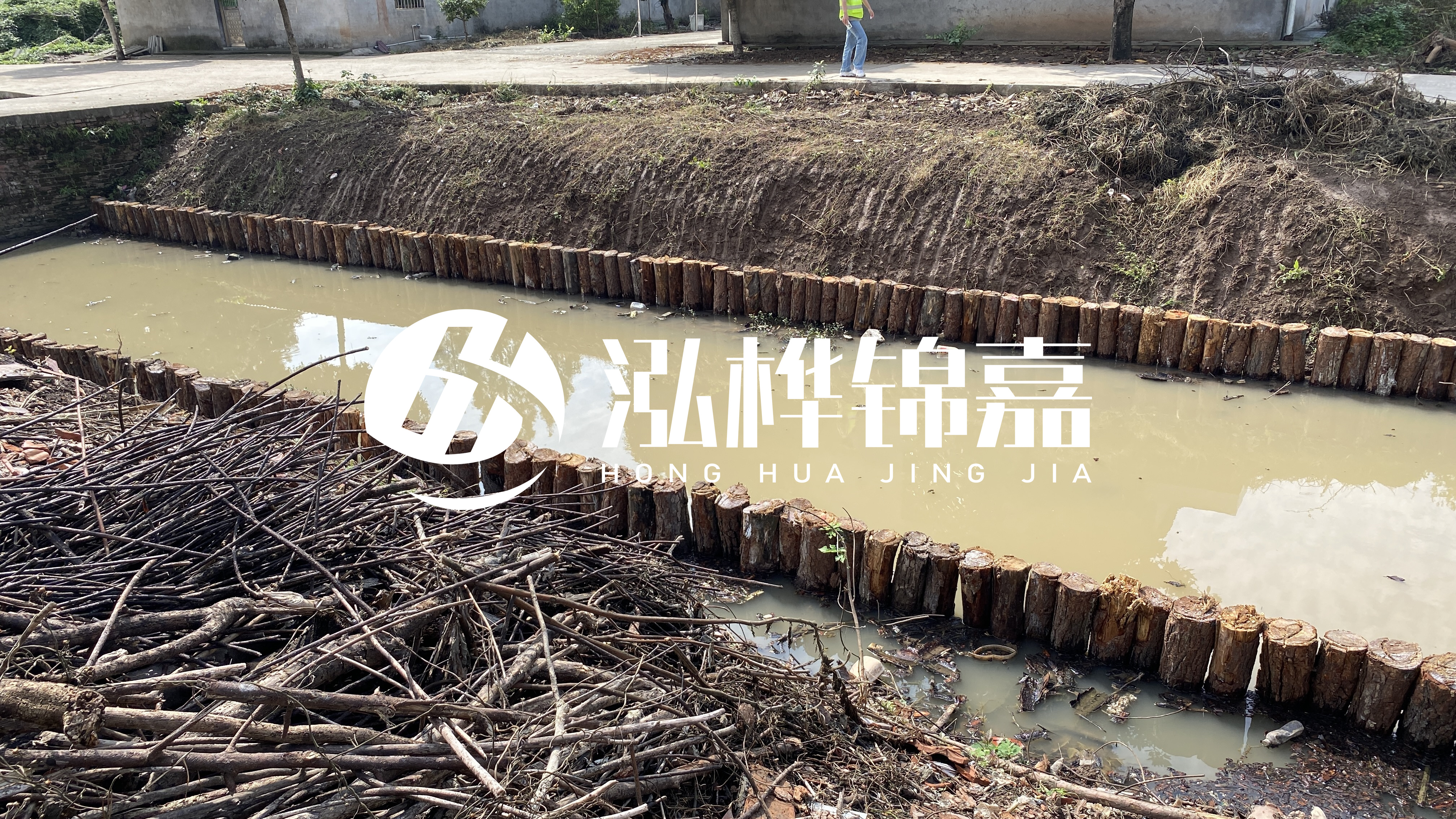 打樁木樁的間距和排列方式有何講究？不懂這些細節(jié)，工程質(zhì)量堪憂！